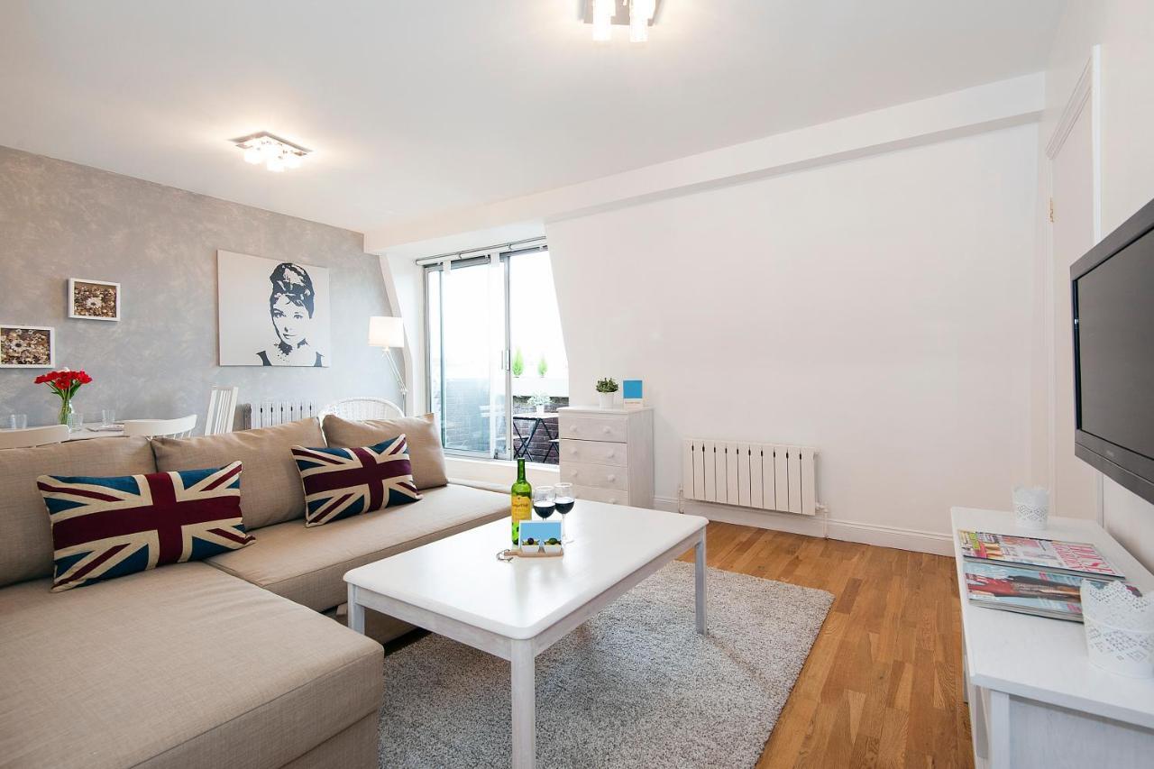 Superior One-Bedroom Apartment Balcony