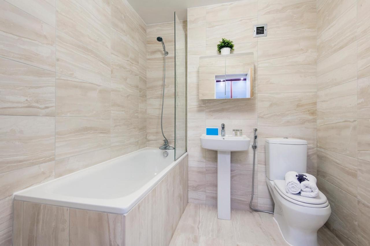 Superior One-Bedroom Apartment Balcony